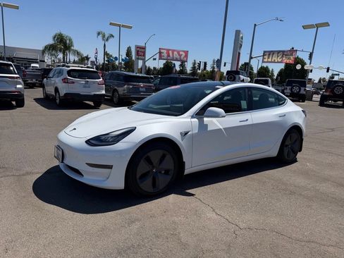 Used 2019 Tesla Model 3 Long Range RWD image 3