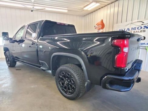 Used 2021 Chevrolet Silverado 2500 LTZ w/ LTZ Plus Package AWD/4WD image 4