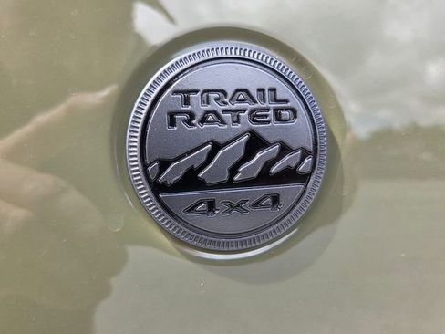 New 2026 Jeep Gladiator Willys AWD/4WD image 13