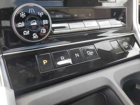 New 2025 Nissan Armada Platinum Reserve image 25