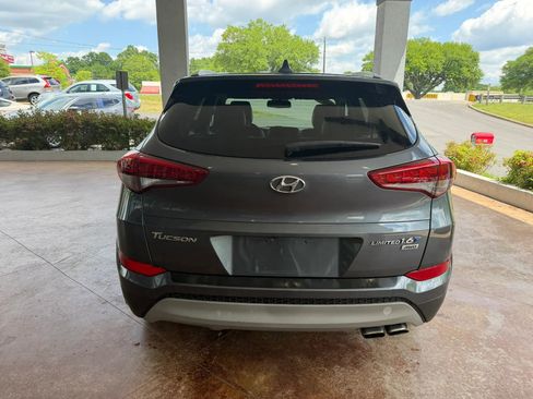 Used 2017 Hyundai Tucson Limited AWD/4WD image 5