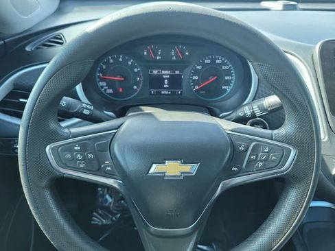 Used 2024 Chevrolet Malibu LT FWD image 24