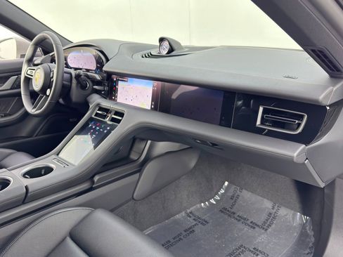 Used 2025 Porsche Taycan 4S w/ Premium Package image 15