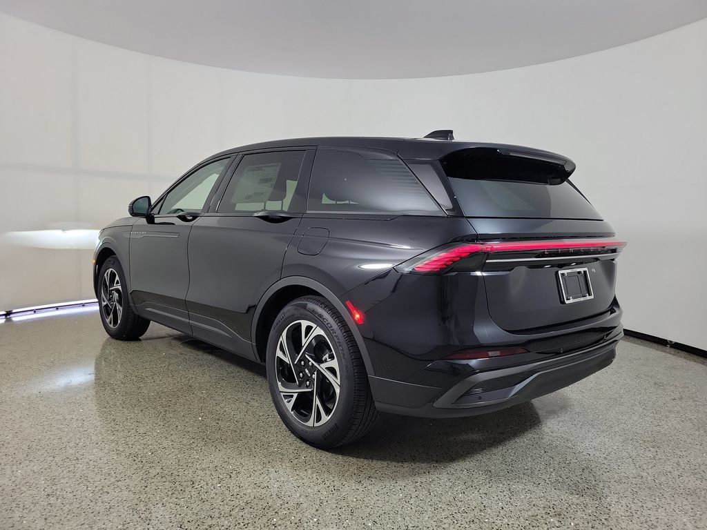 New 2026 Lincoln Nautilus Premier w/ Equipment Group 102A AWD/4WD image 3