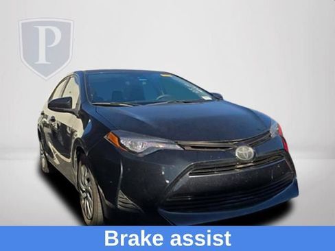 Used 2019 Toyota Corolla LE image 2