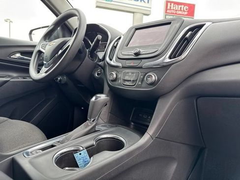 Used 2020 Chevrolet Equinox LT AWD/4WD image 25