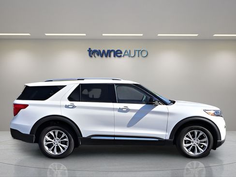 Used 2023 Ford Explorer Limited w/ Limited Technology Package AWD/4WD image 7