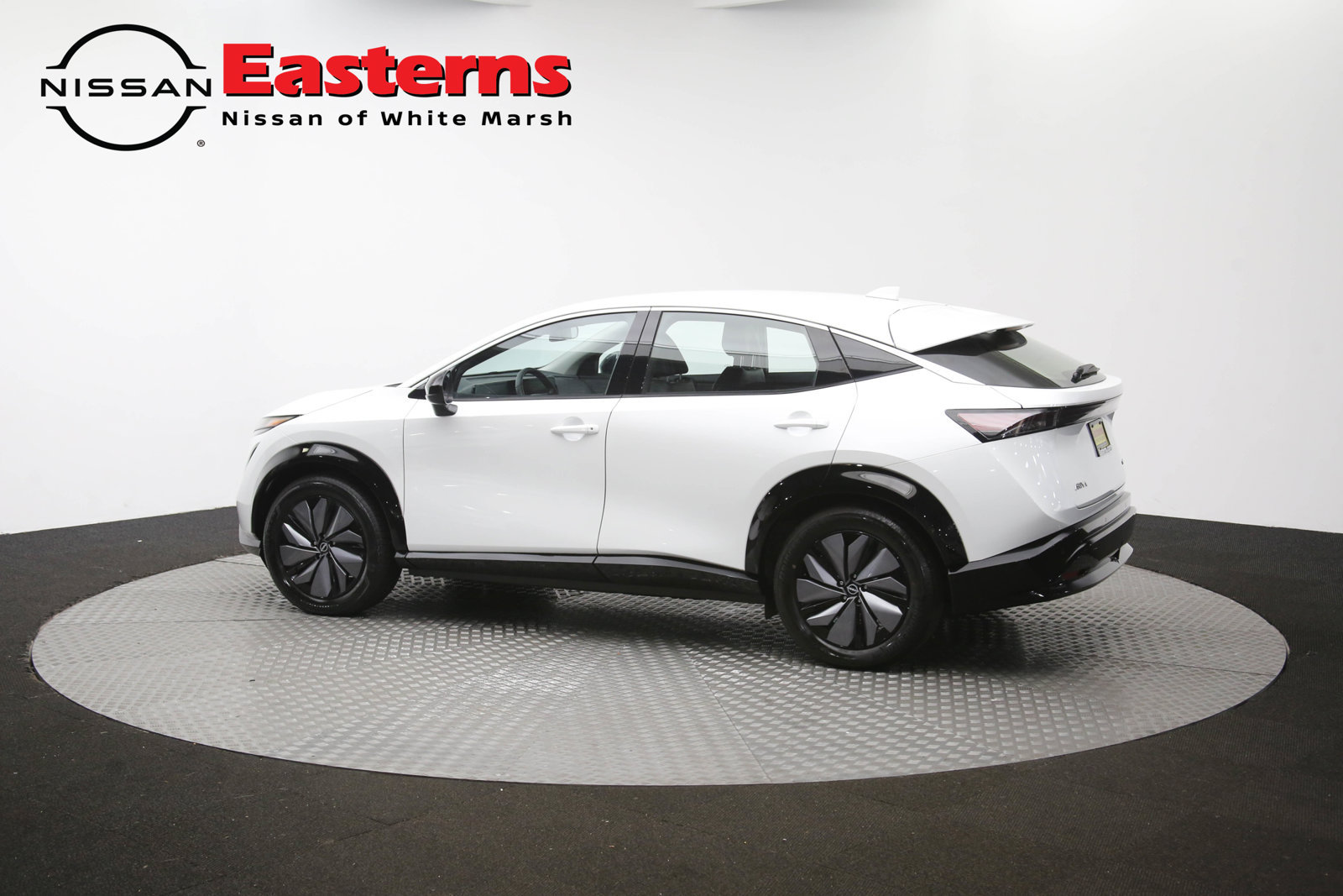 Used 2024 Nissan Ariya FWD image 67