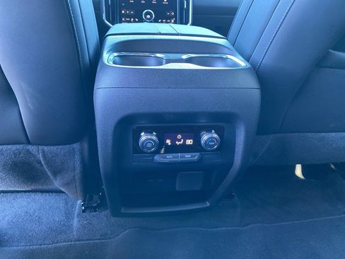 New 2025 GMC Acadia Elevation w/ Elevation Premium Package image 32