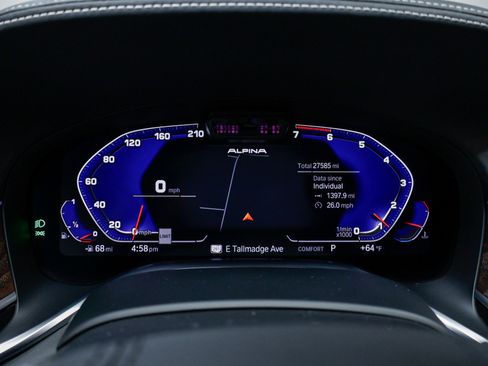 Used 2020 BMW ALPINA B7 xDrive w/ Luxury Rear Seating Package image 11