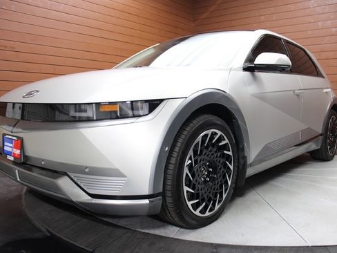 Used 2024 Hyundai Ioniq 5 Limited image 29