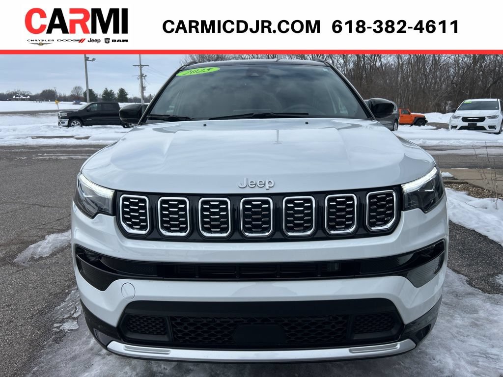 Used 2025 Jeep Compass Limited w/ Elite Group AWD/4WD image 2