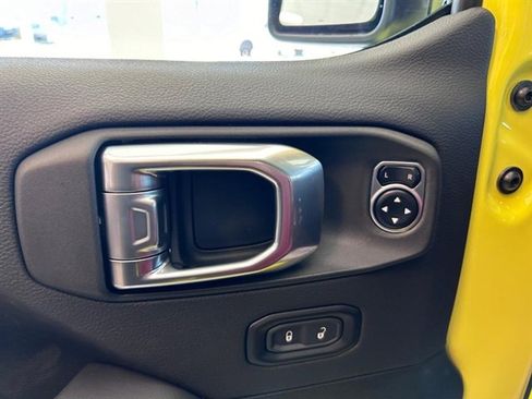 New 2024 Jeep Wrangler Unlimited Rubicon 392 image 17