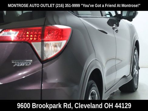 Used 2020 Honda HR-V Touring image 15