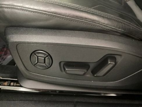 Used 2021 Audi Q3 2.0T Premium Plus w/ Premium Plus Package image 12