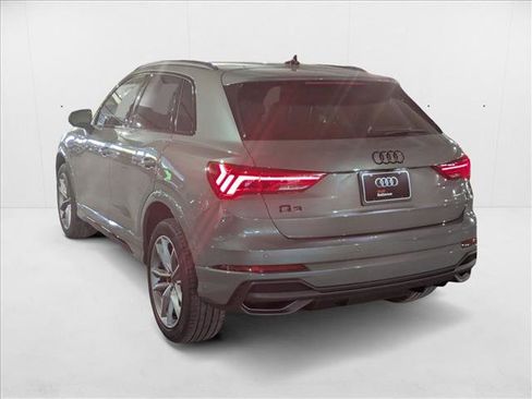 New 2025 Audi Q3 2.0T Premium image 8