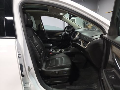 Used 2023 GMC Terrain Denali image 14