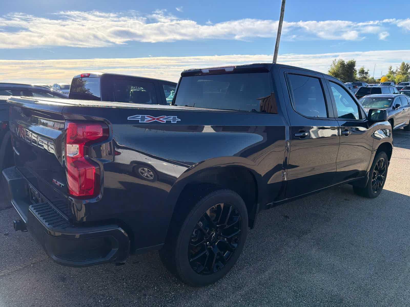 Certified 2022 Chevrolet Silverado 1500 RST w/ Protection Package AWD/4WD image 4