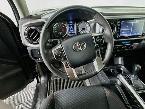 Certified 2023 Toyota Tacoma SR5 AWD/4WD image 9