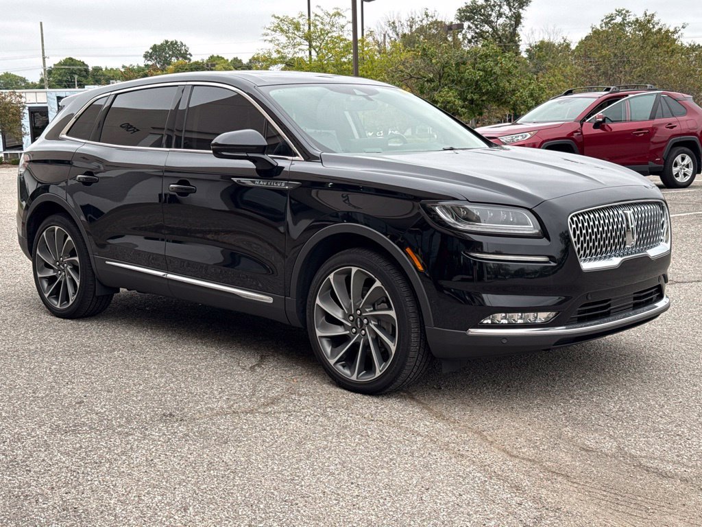 Used 2023 Lincoln Nautilus Reserve w/ Equipment Group 202A AWD/4WD image 15