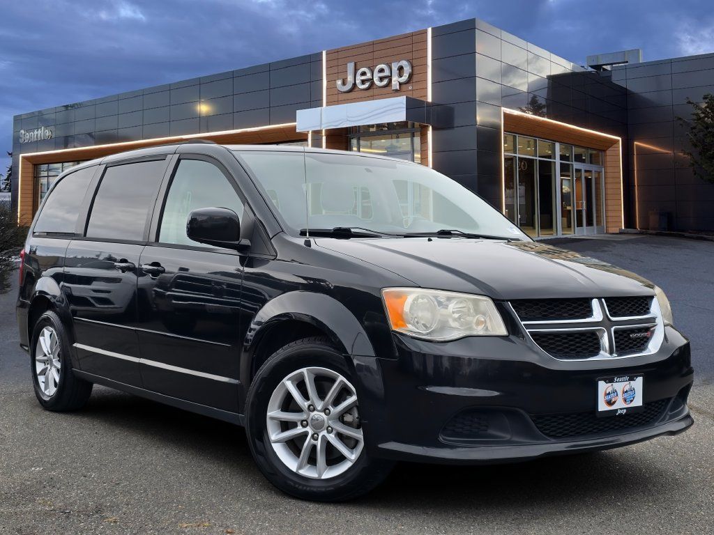 Used 2014 Dodge Grand Caravan SXT w/ Rear Park Assist Package FWD 360° Tour