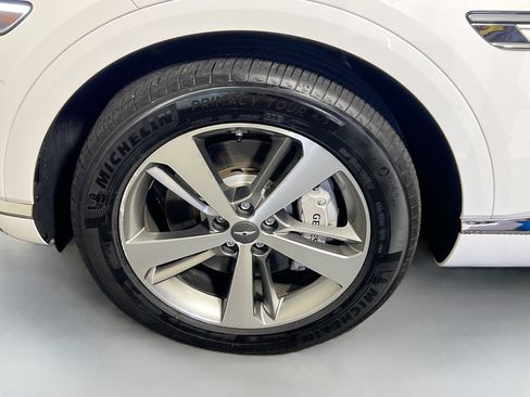 Used 2023 Genesis GV80 3.5T w/ Advanced Package AWD/4WD image 13