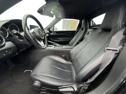 Used 2024 MAZDA MX-5 Miata RF Grand Touring RWD image 6