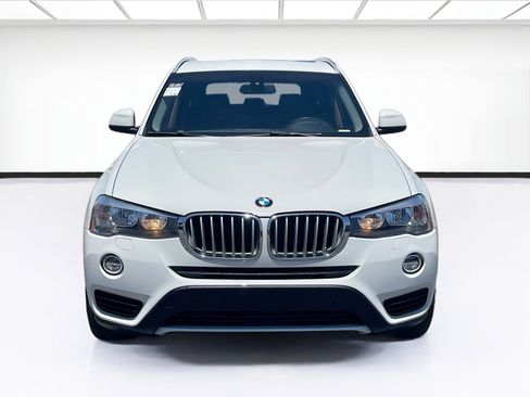 Used 2017 BMW X3 xDrive28i AWD/4WD image 2