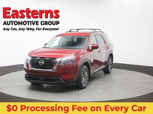 Used 2024 Nissan Pathfinder SV AWD/4WD image 56