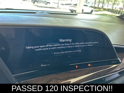 Used 2021 Cadillac Escalade Sport Platinum RWD image 9