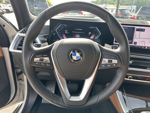 Used 2026 BMW X5 xDrive40i AWD/4WD image 12