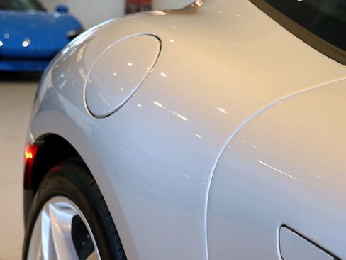 Certified 2021 Ferrari Roma image 32