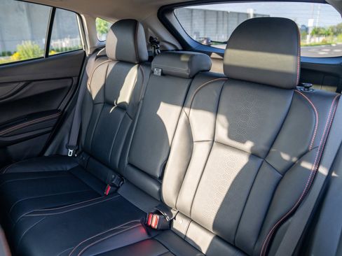 Used 2019 Subaru Crosstrek 2.0i Limited w/ Moonroof Package w/Navigation AWD/4WD image 23
