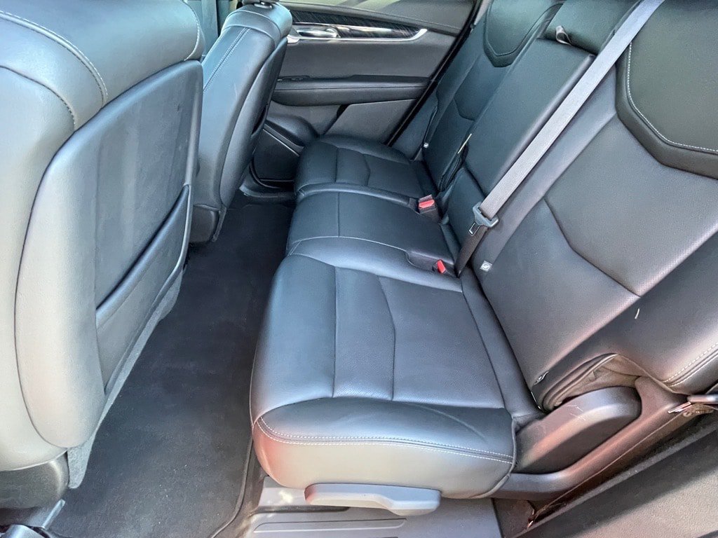 Used 2024 Cadillac XT6 Premium Luxury AWD/4WD image 12