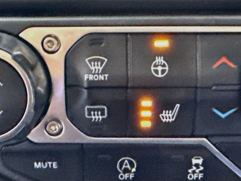 Used 2022 Jeep Wrangler Unlimited Sport AWD/4WD image 21