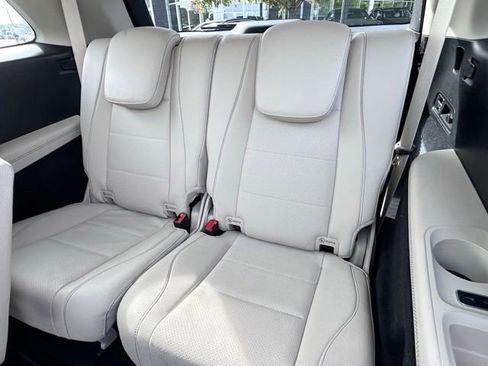 Certified 2022 Mercedes-Benz GLS 450 4MATIC image 21