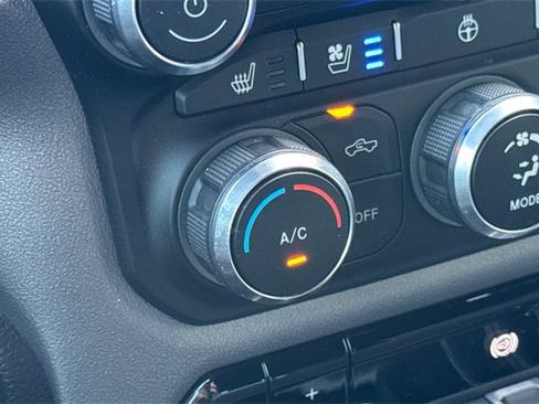 Used 2021 RAM 2500 Laramie w/ Night Edition image 29