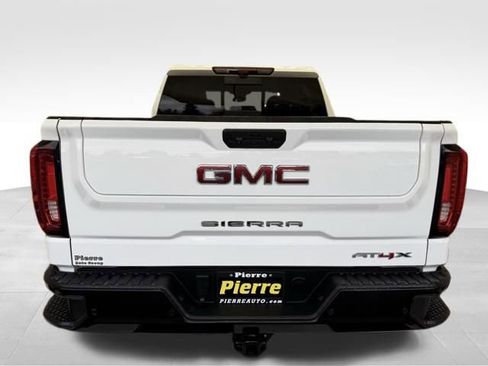 Used 2024 GMC Sierra 1500 AT4X image 3