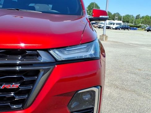 Used 2022 Chevrolet Traverse RS FWD image 11