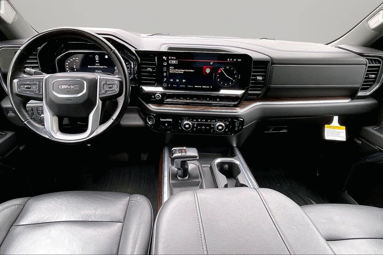 Used 2023 GMC Sierra 1500 Elevation w/ Elevation Premium Package AWD/4WD image 14
