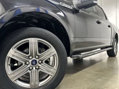Used 2019 Ford F150 XLT w/ Equipment Group 302A Luxury AWD/4WD image 28