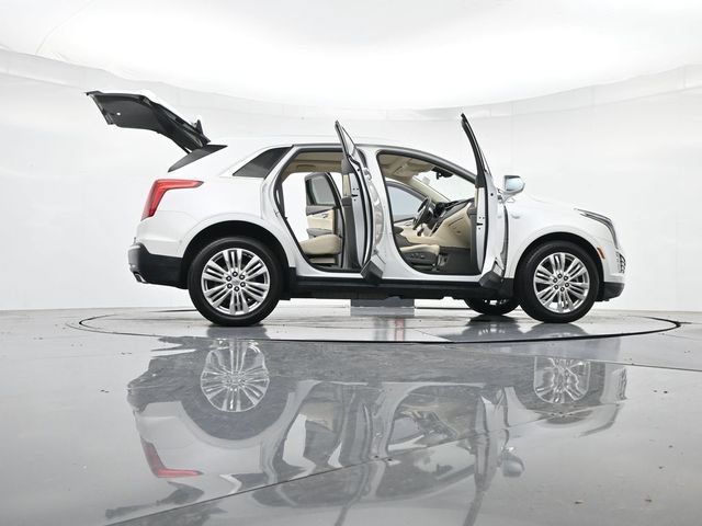 Used 2017 Cadillac XT5 Premium Luxury FWD image 59