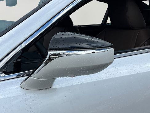 New 2025 Lexus ES 350 Ultra Luxury image 24