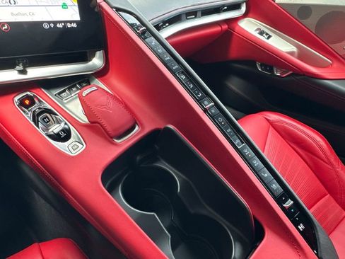 Certified 2021 Chevrolet Corvette Stingray Premium Cpe w/ Z51 Performance Package image 22