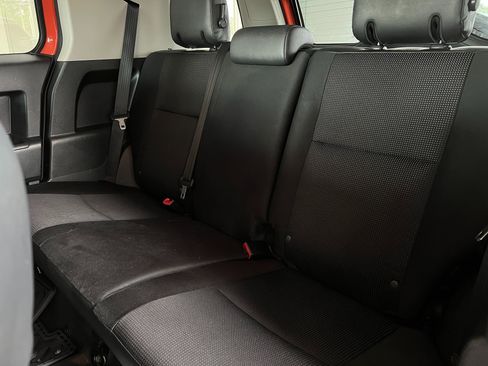 Used 2013 Toyota FJ Cruiser 4WD image 20