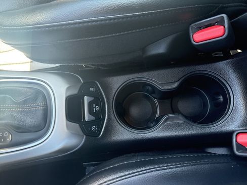 Used 2019 Jeep Compass Latitude AWD/4WD image 20