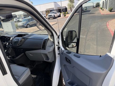Used 2019 Ford Transit 350 XL image 19