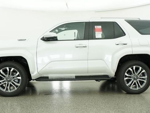 New 2026 Toyota 4Runner Limited image 19
