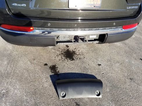 Certified 2024 Jeep Grand Cherokee Limited w/ Luxury Tech Group II image 9