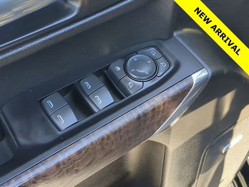 Used 2022 GMC Sierra 1500 Denali w/ Denali Premium Package image 26